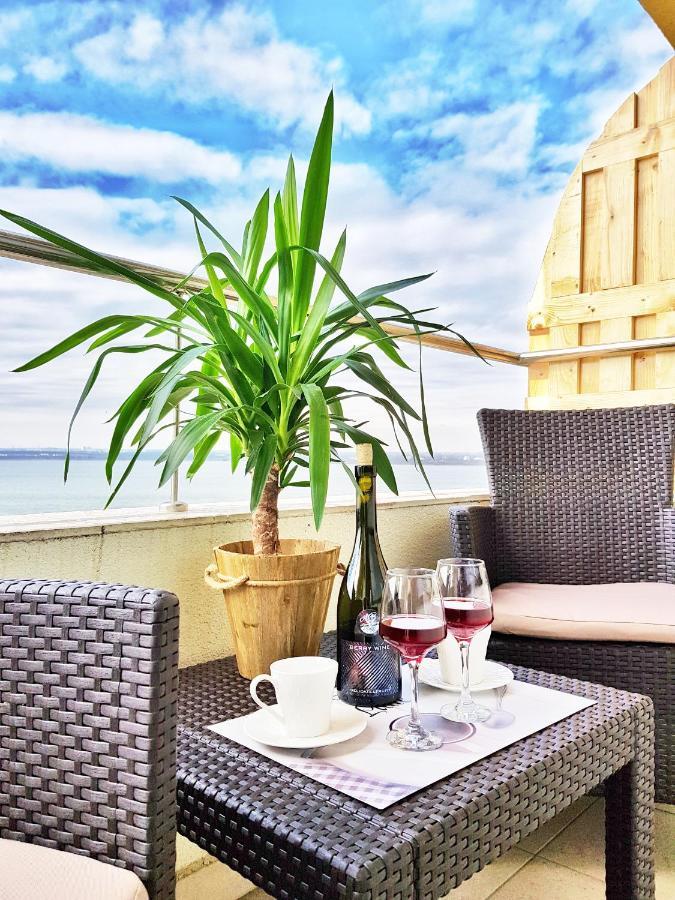 Lakeview Flats Summerland Mamaia Exterior foto
